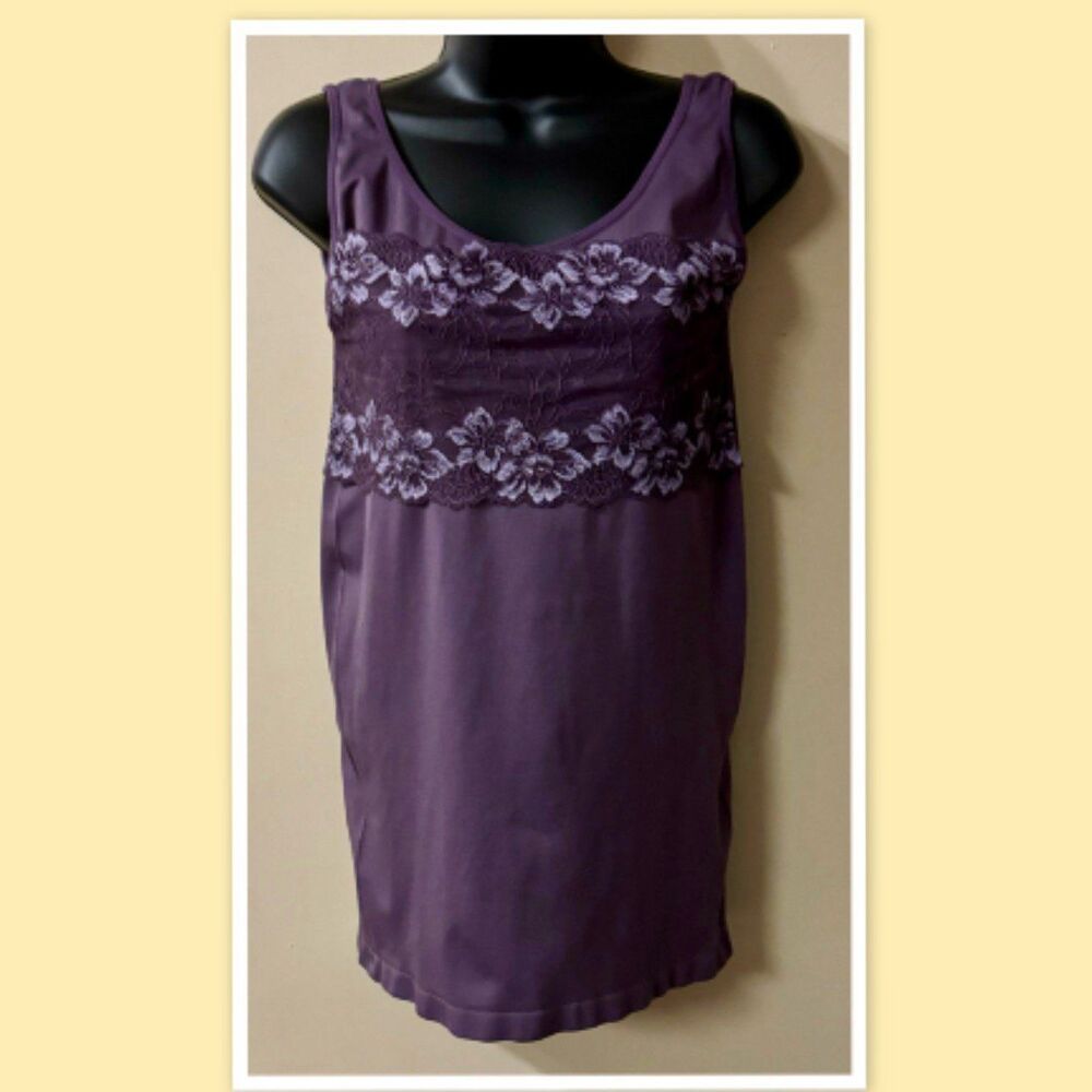 Women’s Rhonda Shear LACE OVERLAY SEAMLESS TANK WITH SHELF BRA